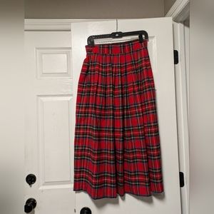 Karen Scott Plaid Christmas Skirt Pleated Vintage size 10